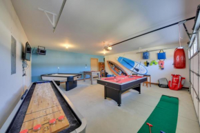 Pet-Friendly Oldtown Retreat Hot Tub and Kayaks!